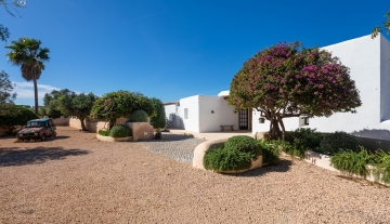 Resa Estates finca sale koop ibiza Jorge exterior .jpg